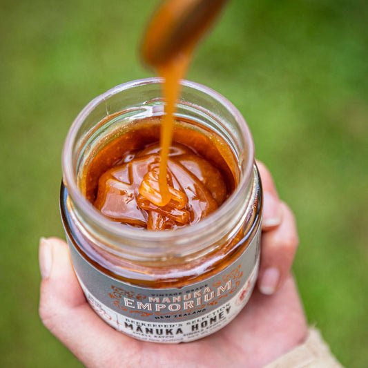 MGO829+ Raw Mānuka Honey 8.8oz Jar